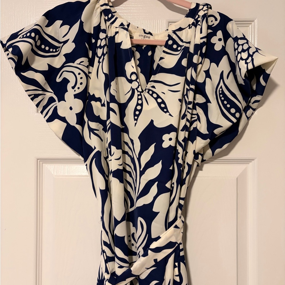 Navy and White Floral dress with pockets